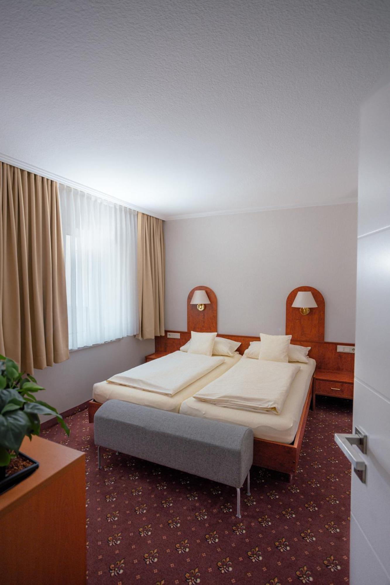 Ferienhotel Wolfsmuehle Rodishain Exterior photo